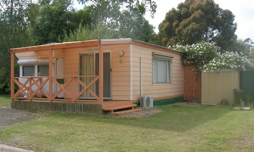 Caravan And Camping Sites :: Rawson Caravan Park And Holiday Units 